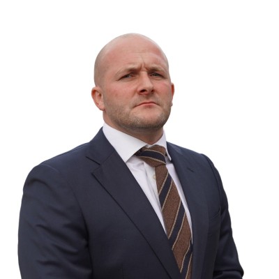 Elliott B