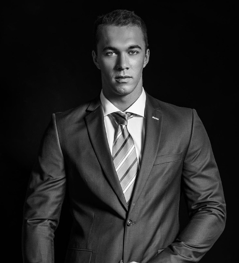 Tim S.